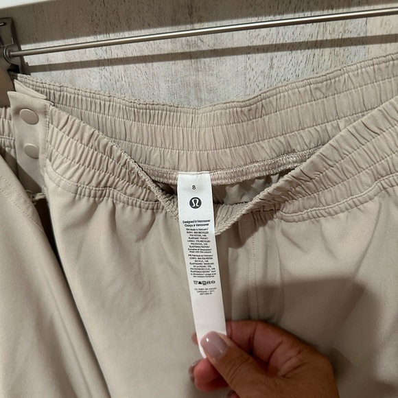 Lululemon Tracksuit Size 8 Mojave Tan Glyde jacket and tear away track pants - Picture 5 of 6